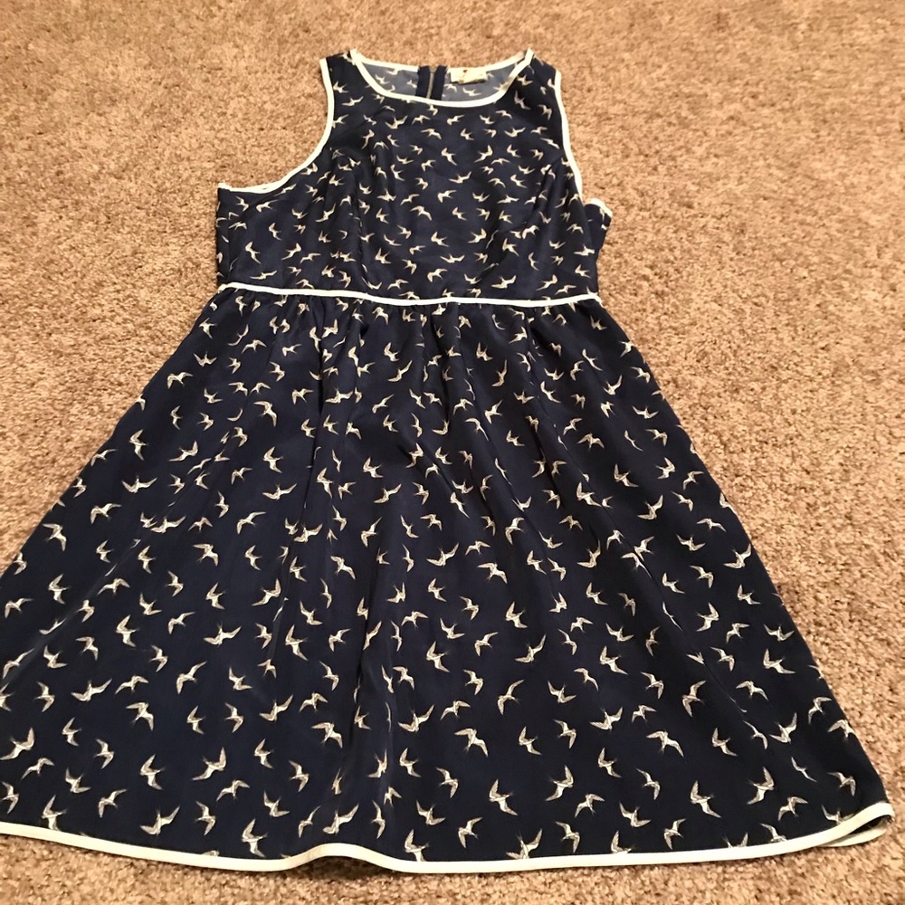 Beautiful bird print dress.